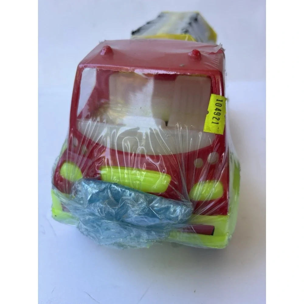 Vintage Plastics Green COCA COLA Delivery Truck  Kinect-t Coke 12